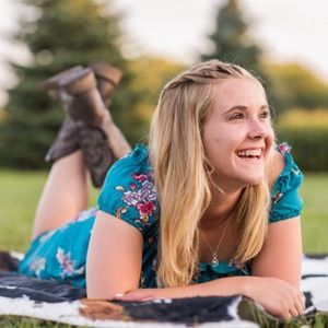 Meet your Posher, Abby